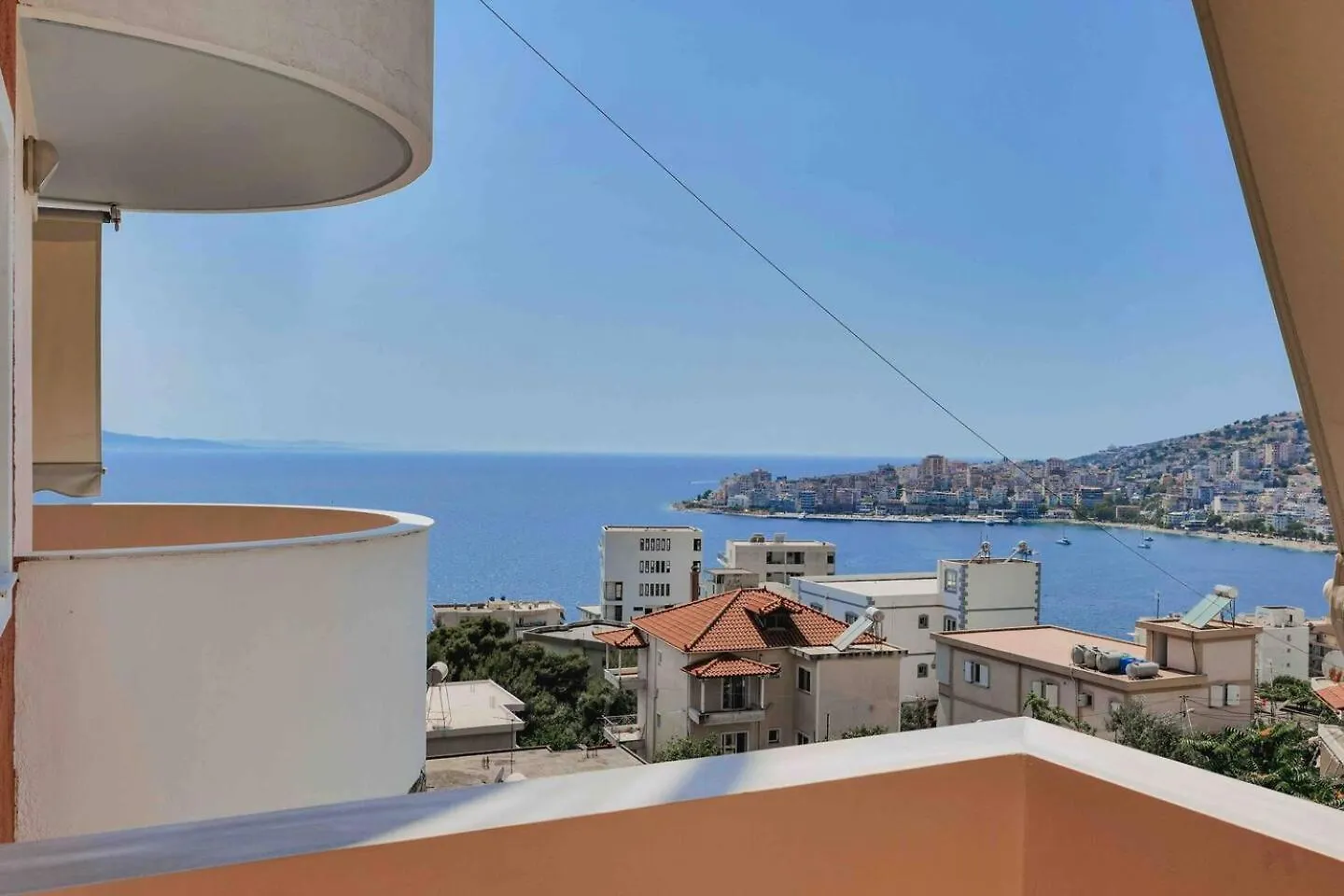 Sea Billows Apartment Sarande